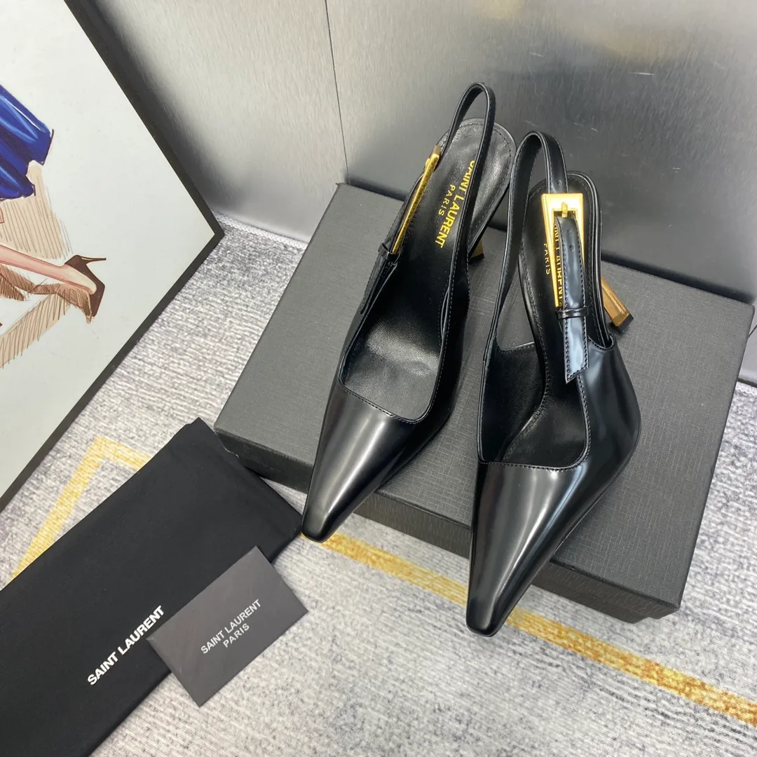 👟👟Ex-factory price 660👟👟 𝐒𝐚𝐢𝐧𝐭 𝐋𝐚𝐮𝐫𝐞𝐧𝐭# Saint Laurent 23F/W small gold bar high heels continue the past high-end and elegant ysl small gold bar heels are really good-looking! Saint Laurent square pointed toe slingback high-heeled shoes. The small gold bar heels really fully highlight the neat and minimalist annual party party. 👟👟factory price. A must-have for arty. Flash sale. So eye-catching. Upper: Customized cow patent leather. Outsole: Genuine leather outsole. Size: 35-40 (40 customized items are not returnable)